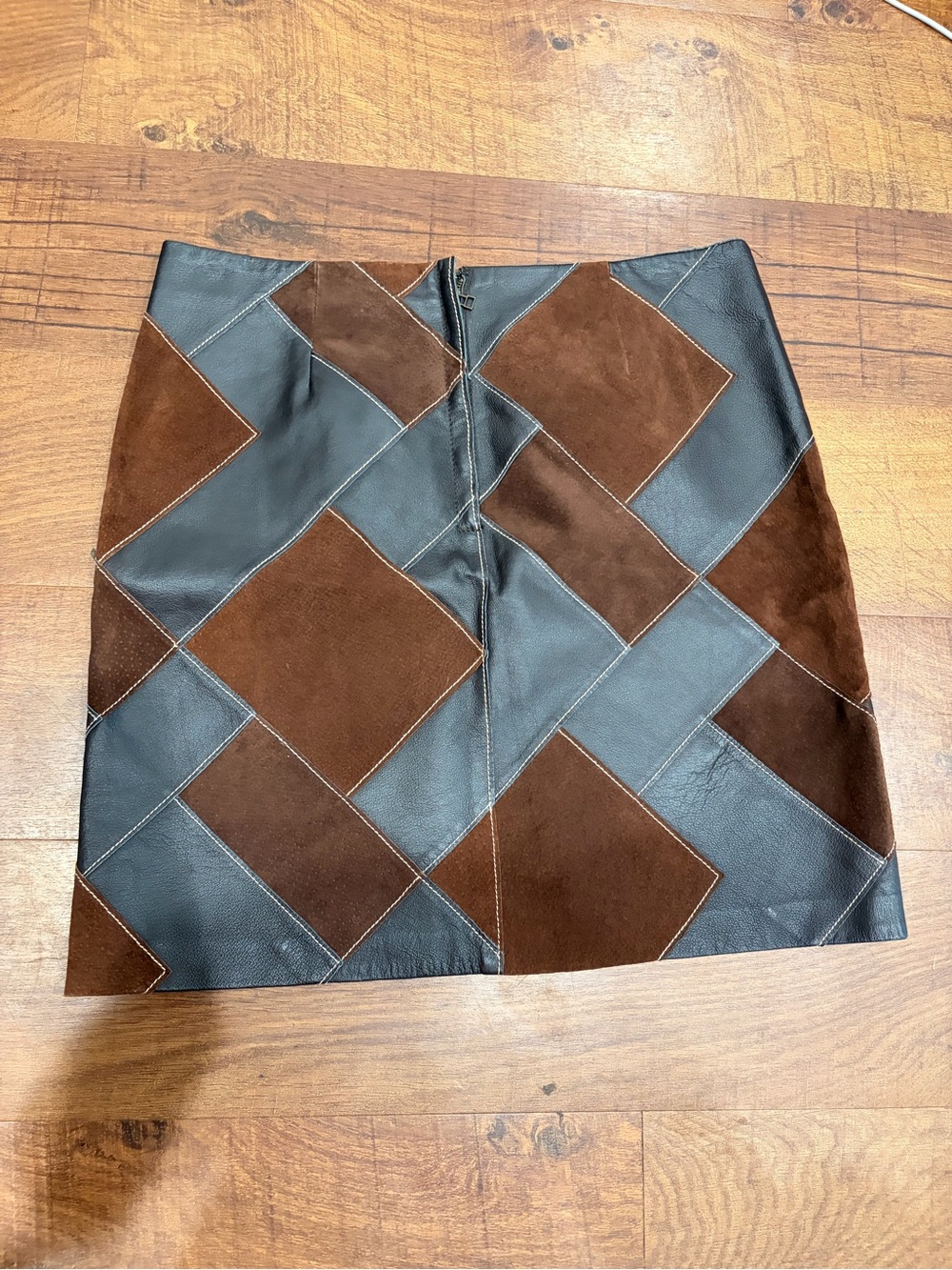 Laundry Leather and Suede Parchwork Mini Skirt - Picture 3 of 9